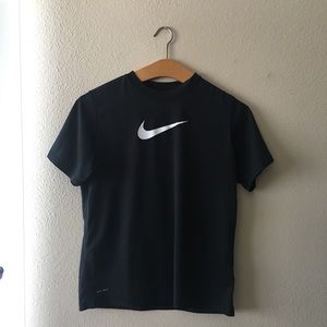 NIKE Black Short Sleeve Dri-Fit